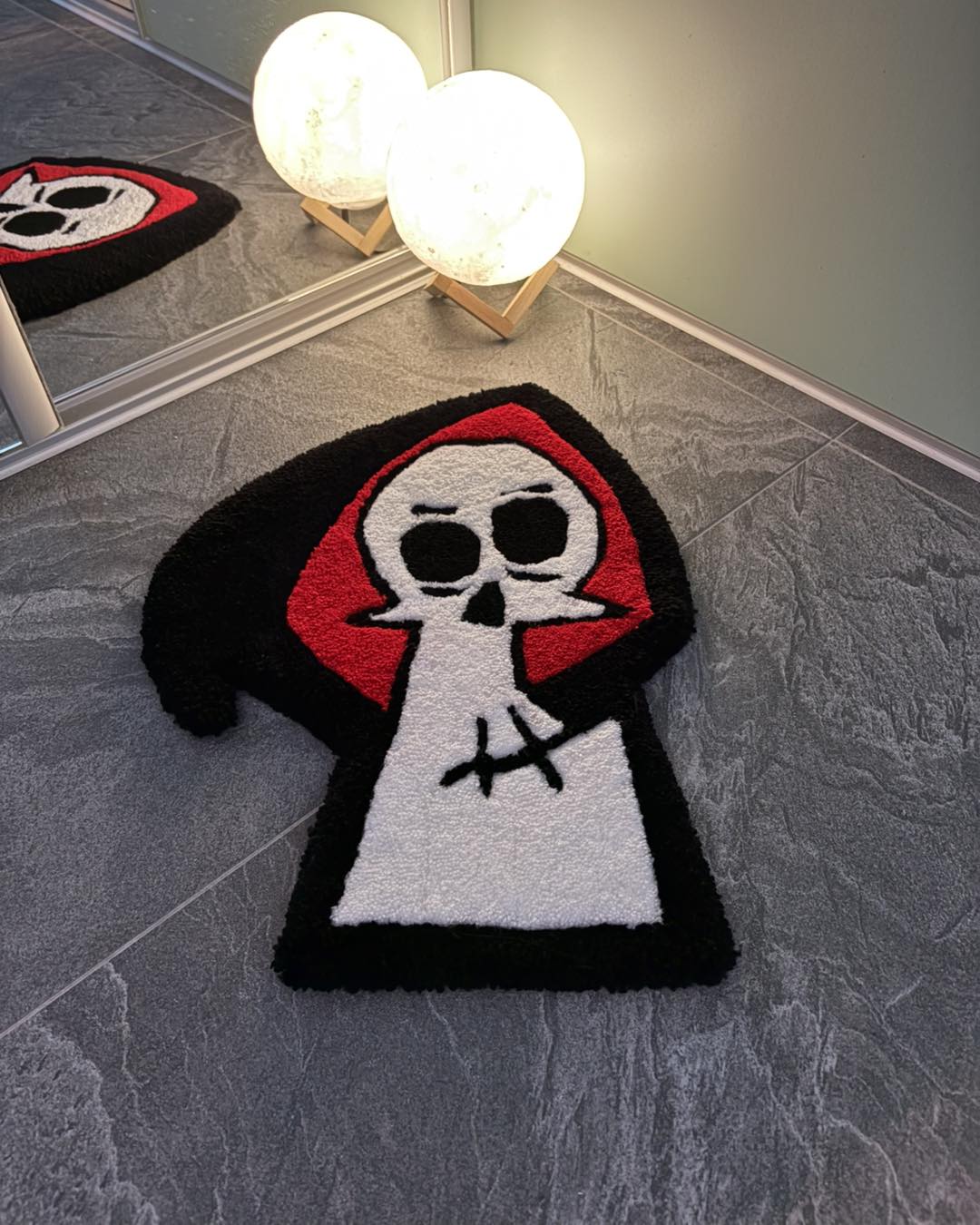 Covor: Grim